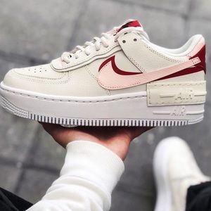 Nike Air Force shadow